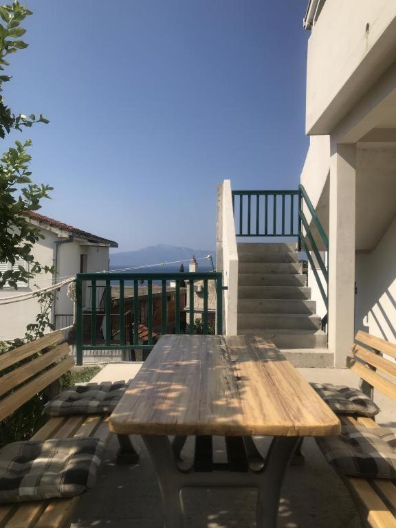 Apartmani Zderic Gradac  Exterior photo