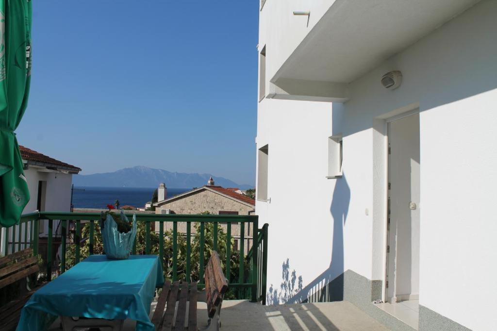 Apartmani Zderic Gradac  Exterior photo